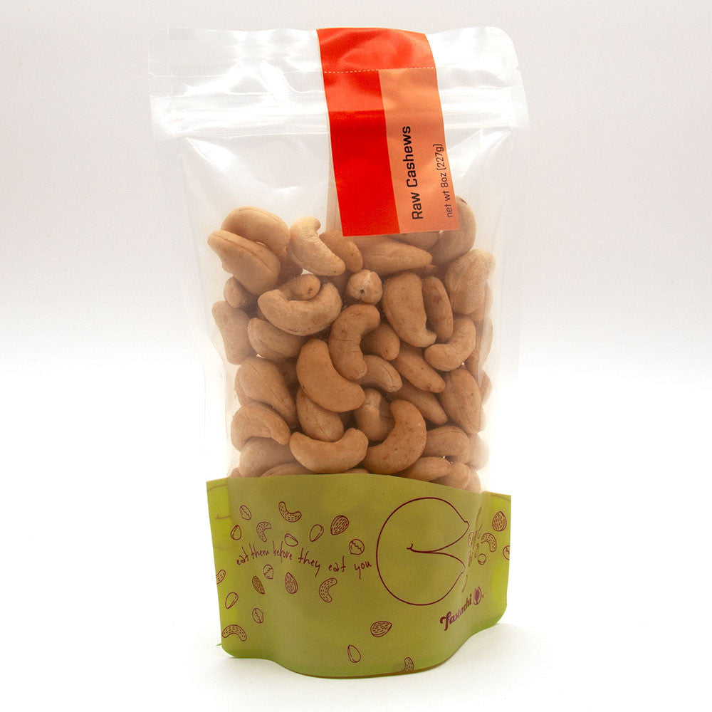raw cashews pouch
