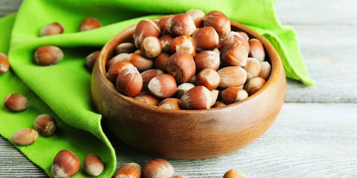 bowl of hazelnuts