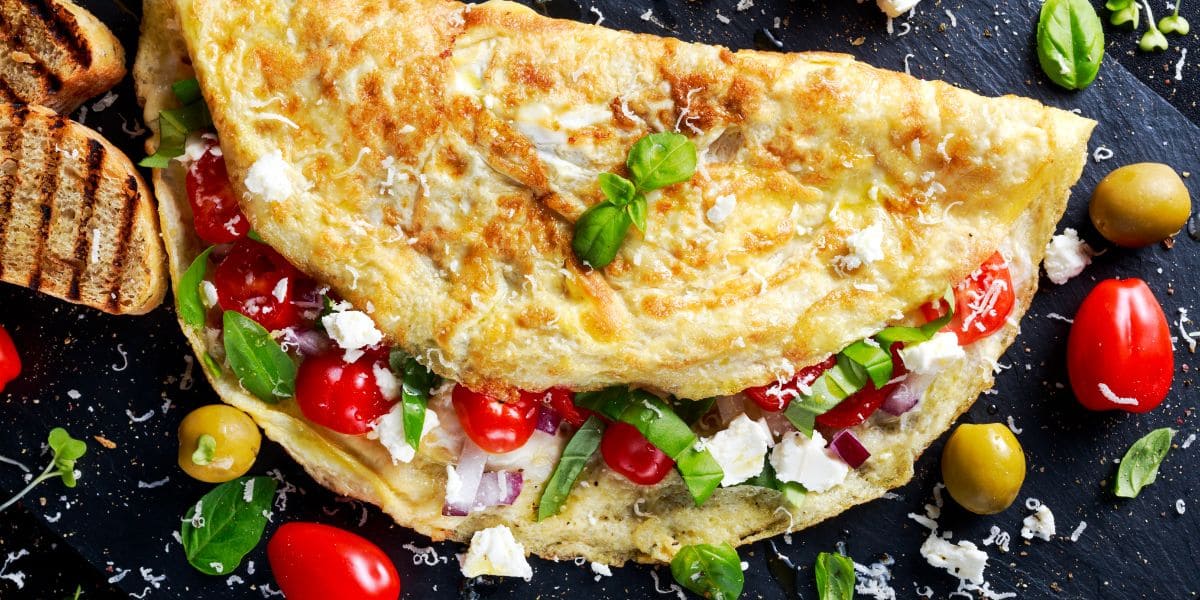 veggie omelet and bread